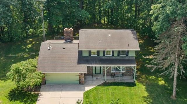 4080 Thar Road, Coloma, MI 49038
