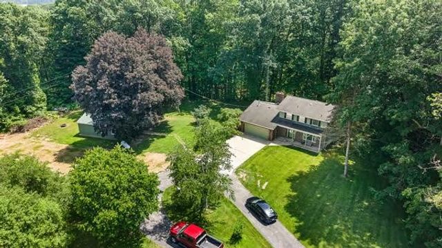 4080 Thar Road, Coloma, MI 49038