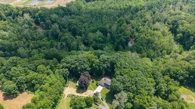 4080 Thar Road, Coloma, MI 49038