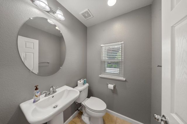 9332 Vintner Cir, Patterson, CA 95363