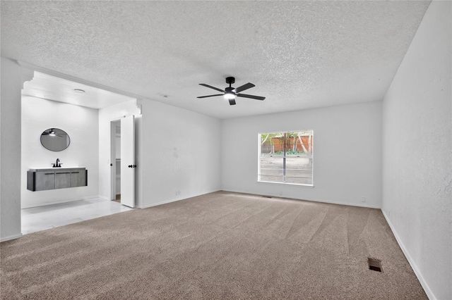 1212 Ridgecrest Street, Edmond, OK 73013