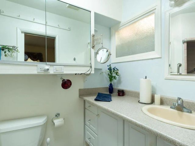 210 S. Orange, Fallbrook, CA 92028