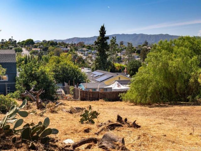 210 S. Orange, Fallbrook, CA 92028