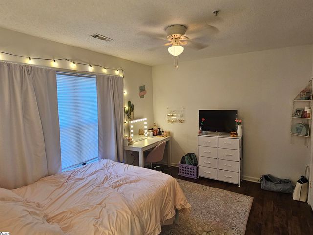 102 Universtiy Village Drive, Central, SC 29630