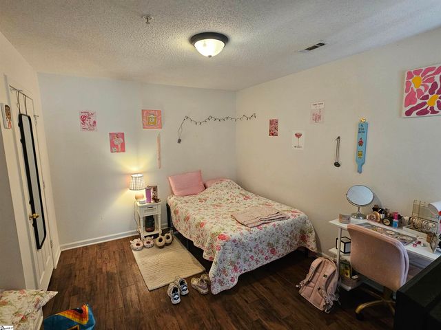 102 Universtiy Village Drive, Central, SC 29630