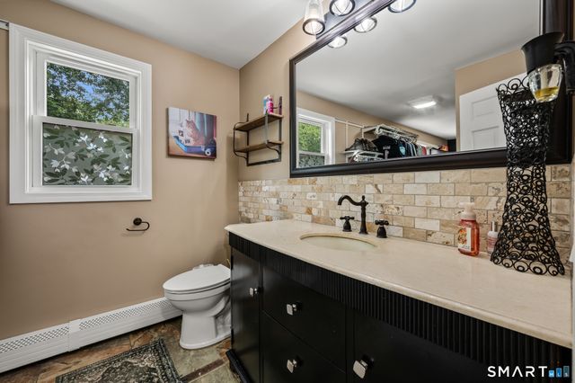 1968 Chalker Hill, Glastonbury, CT 06033