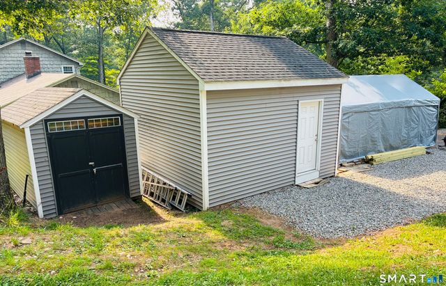 1968 Chalker Hill, Glastonbury, CT 06033