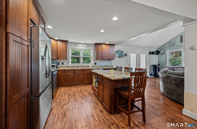 1968 Chalker Hill, Glastonbury, CT 06033