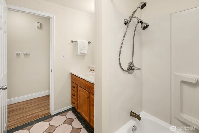 4231 188th Place SW, Lynnwood, WA 98036