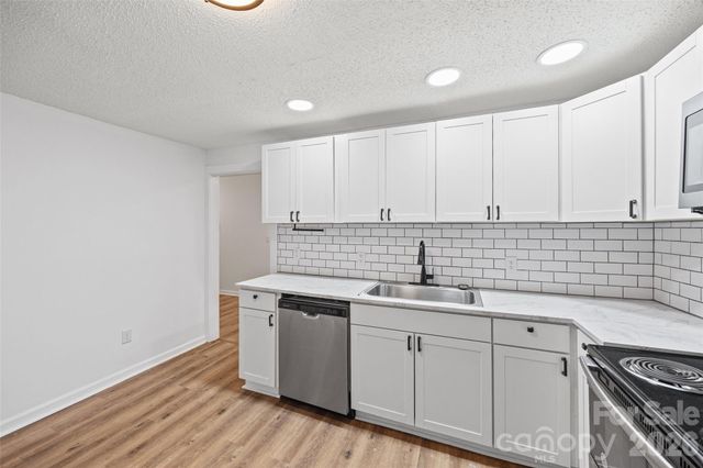 604 Mauney Avenue, Kings Mountain, NC 28086