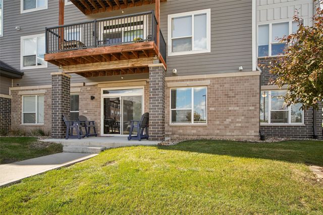 9065 Bishop Drive 117, West Des Moines, IA 50266