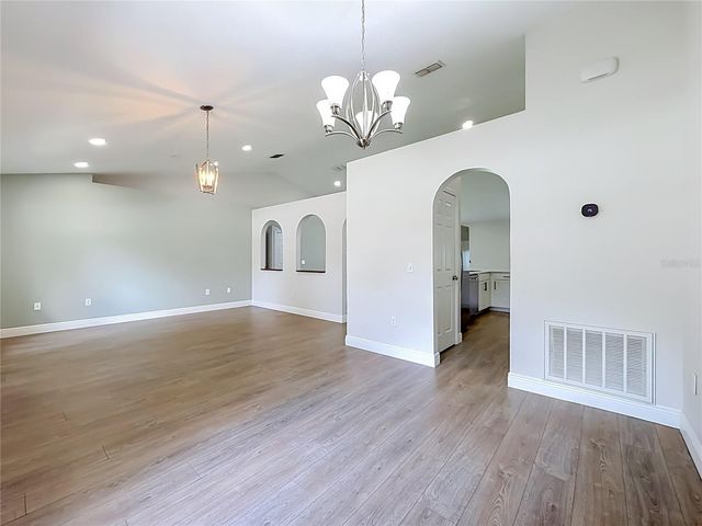 33 TIMBERCREEK PINES CIRCLE, Winter Garden, FL 34787