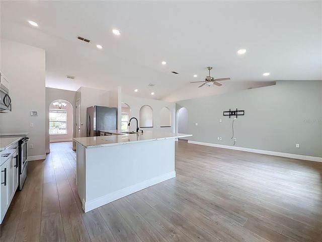 33 TIMBERCREEK PINES CIRCLE, Winter Garden, FL 34787