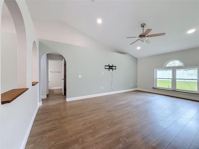 33 TIMBERCREEK PINES CIRCLE, Winter Garden, FL 34787
