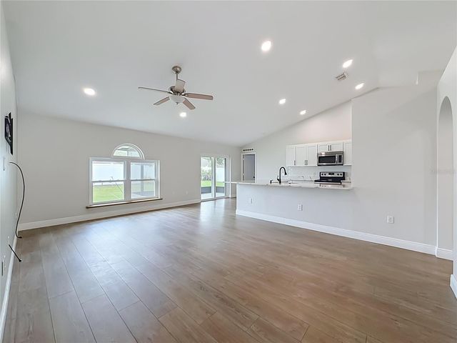 33 TIMBERCREEK PINES CIRCLE, Winter Garden, FL 34787