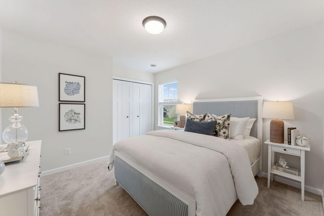 1189 Annacotte Lane, Rosemount, MN 55068