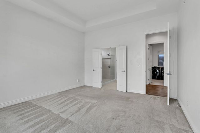 2415 N Paradise Cir, Wichita, KS 67205