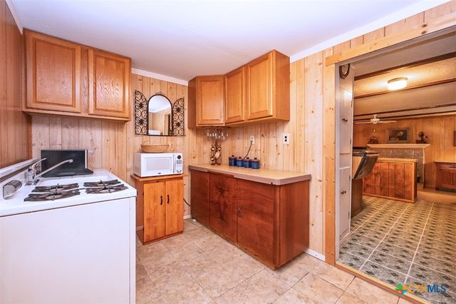 3439 FM 2808, Kempner, TX 76539