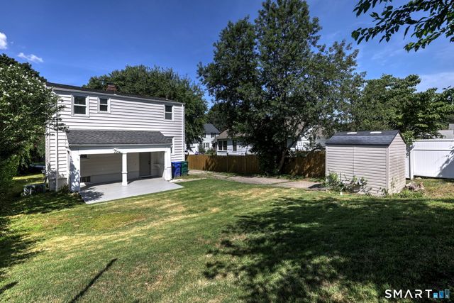 18 Drake Street, Stratford, CT 06614
