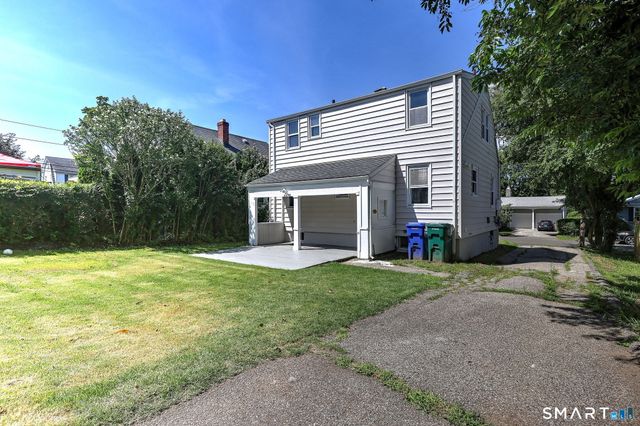 18 Drake Street, Stratford, CT 06614