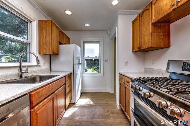 18 Drake Street, Stratford, CT 06614