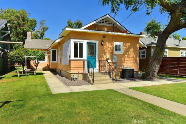 470 W Center Street, Covina, CA 91723