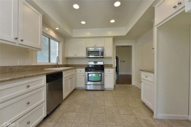 470 W Center Street, Covina, CA 91723