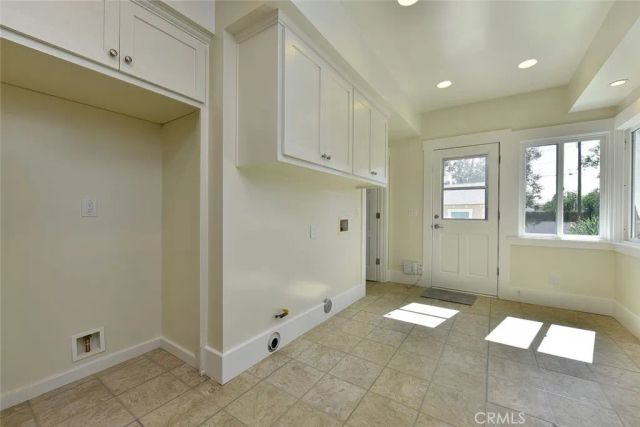 470 W Center Street, Covina, CA 91723