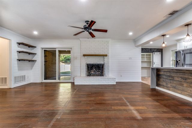 10008 Tim Tam Circle, Dallas, TX 75229