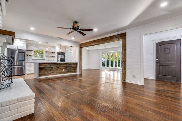 10008 Tim Tam Circle, Dallas, TX 75229