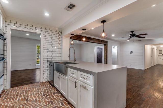 10008 Tim Tam Circle, Dallas, TX 75229