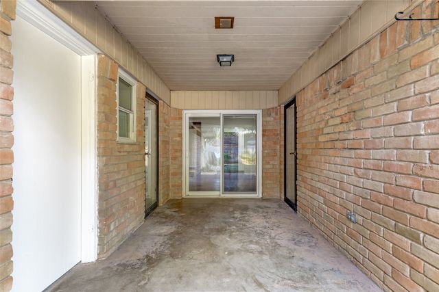 10008 Tim Tam Circle, Dallas, TX 75229