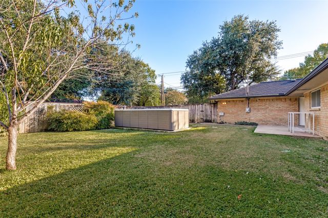 10008 Tim Tam Circle, Dallas, TX 75229