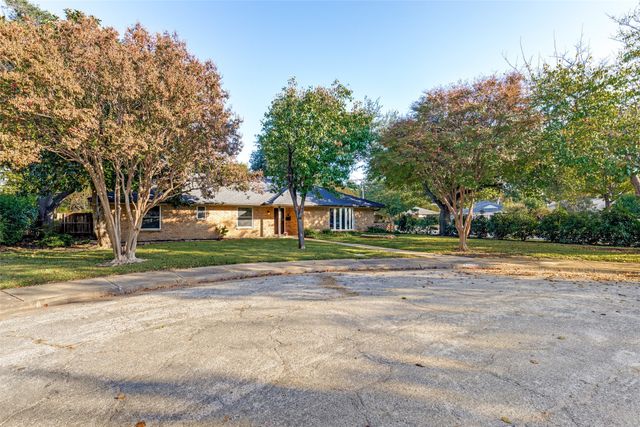 10008 Tim Tam Circle, Dallas, TX 75229