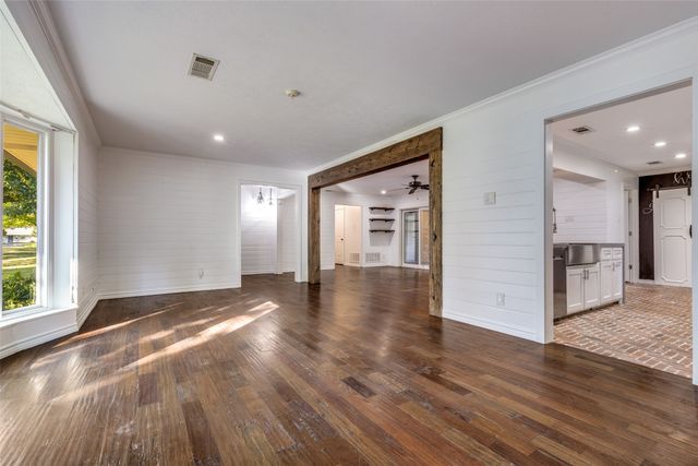 10008 Tim Tam Circle, Dallas, TX 75229