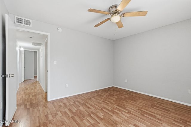 5824 S COLLEGE Avenue, Tempe, AZ 85283