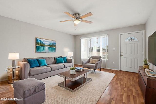 5824 S COLLEGE Avenue, Tempe, AZ 85283