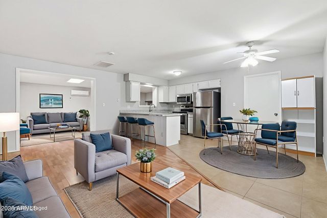 5824 S COLLEGE Avenue, Tempe, AZ 85283