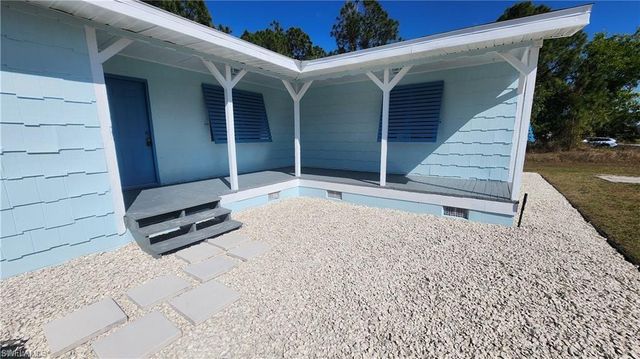 4112 2nd ST W, Lehigh Acres, FL 33971