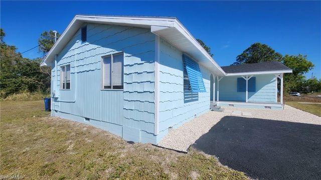 4112 2nd ST W, Lehigh Acres, FL 33971