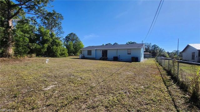 4112 2nd ST W, Lehigh Acres, FL 33971