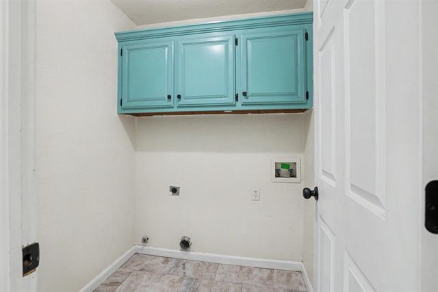 608 NW 174th Street, Edmond, OK 73012