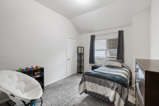 2877 Fenwick Street, Grand Prairie, TX 75052