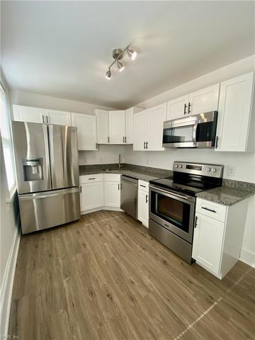 115 E 39th ST B, Norfolk, VA 23504