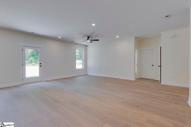 3 Carter Drive, Marietta, SC 29661
