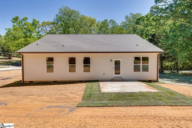 3 Carter Drive, Marietta, SC 29661