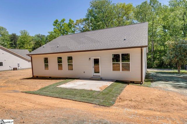 3 Carter Drive, Marietta, SC 29661