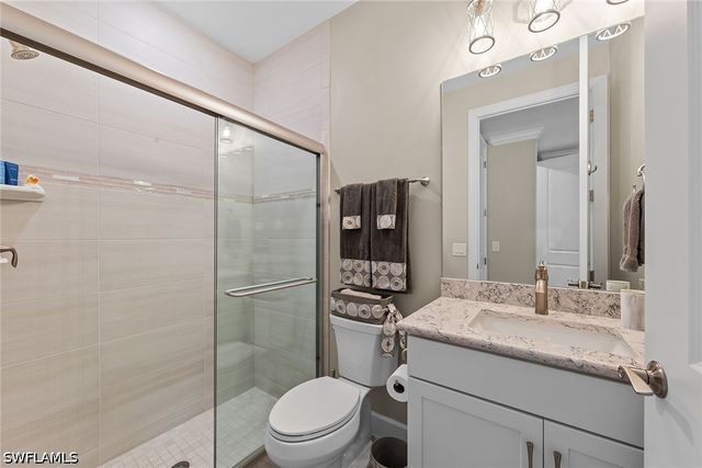 9573 Everglades DR, Naples, FL 34120