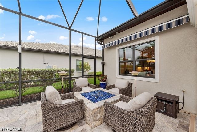 9573 Everglades DR, Naples, FL 34120