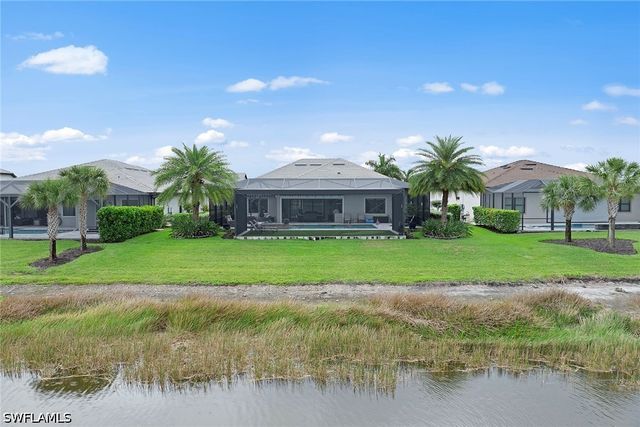 9573 Everglades DR, Naples, FL 34120